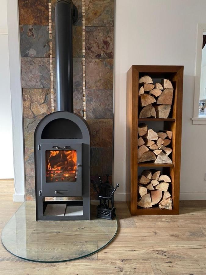 Cosy 2-Bed House In Kinlochbervieヴィラ エクステリア 写真