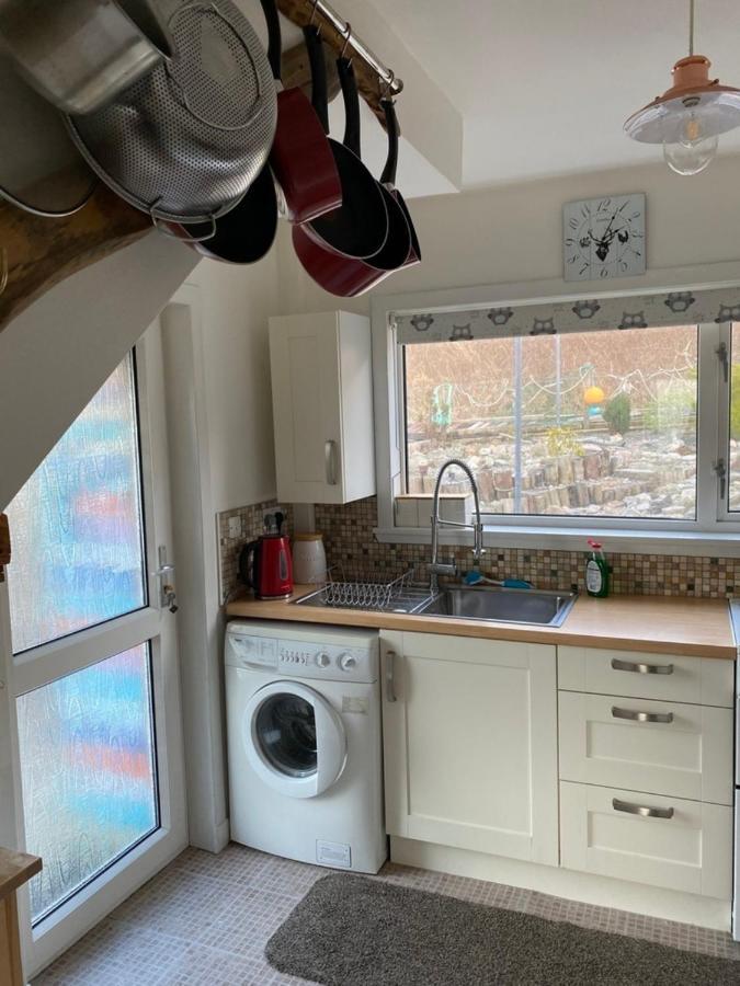 Cosy 2-Bed House In Kinlochbervieヴィラ エクステリア 写真